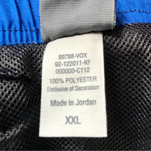 2 Pairs of Men’s Swim/Board Shorts Size: XXL - Picture 9 of 15